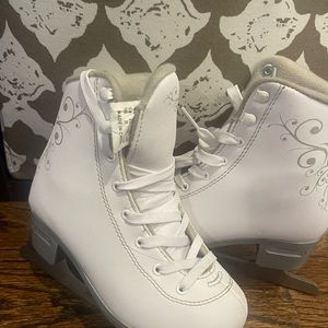Girls ice skates